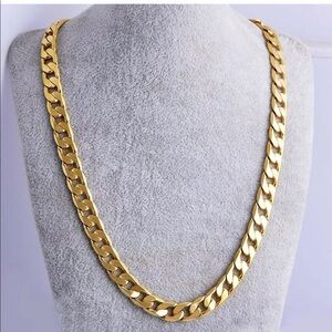 Fashion necklace gold color